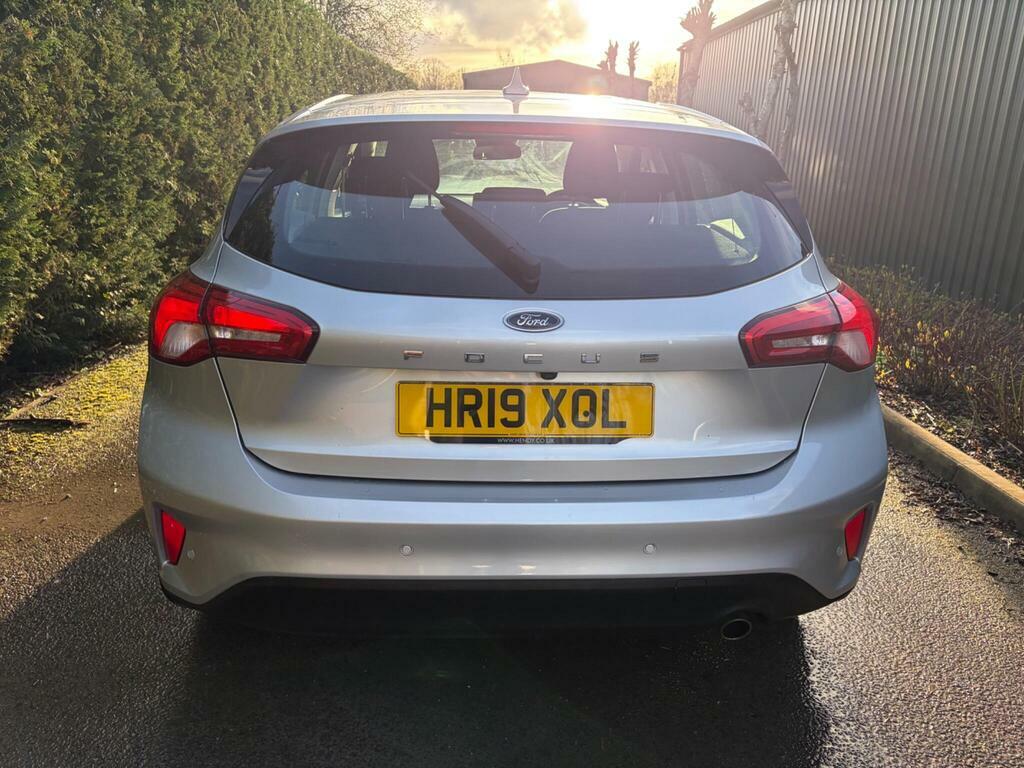 Ford Focus 1.0T Ecoboost Zetec Euro 6 S S HR19XOL Silver #6
