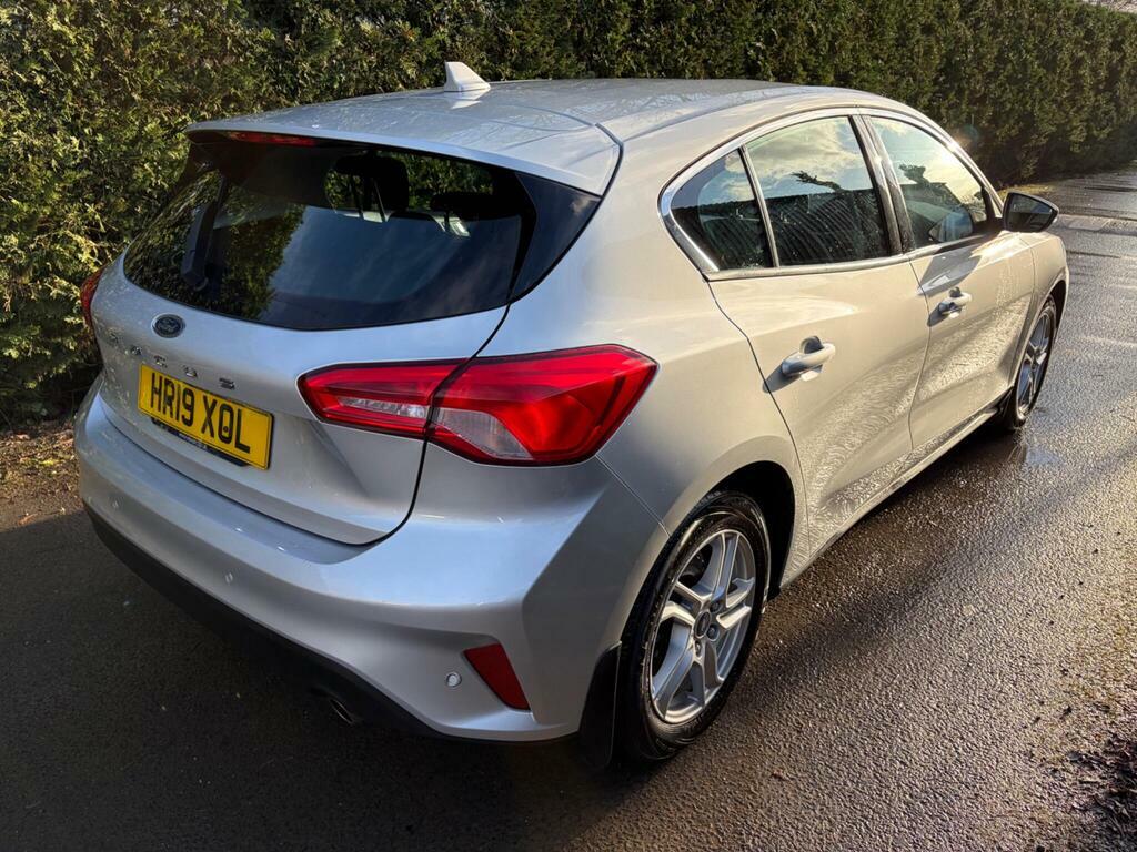 Ford Focus 1.0T Ecoboost Zetec Euro 6 S S HR19XOL Silver #5