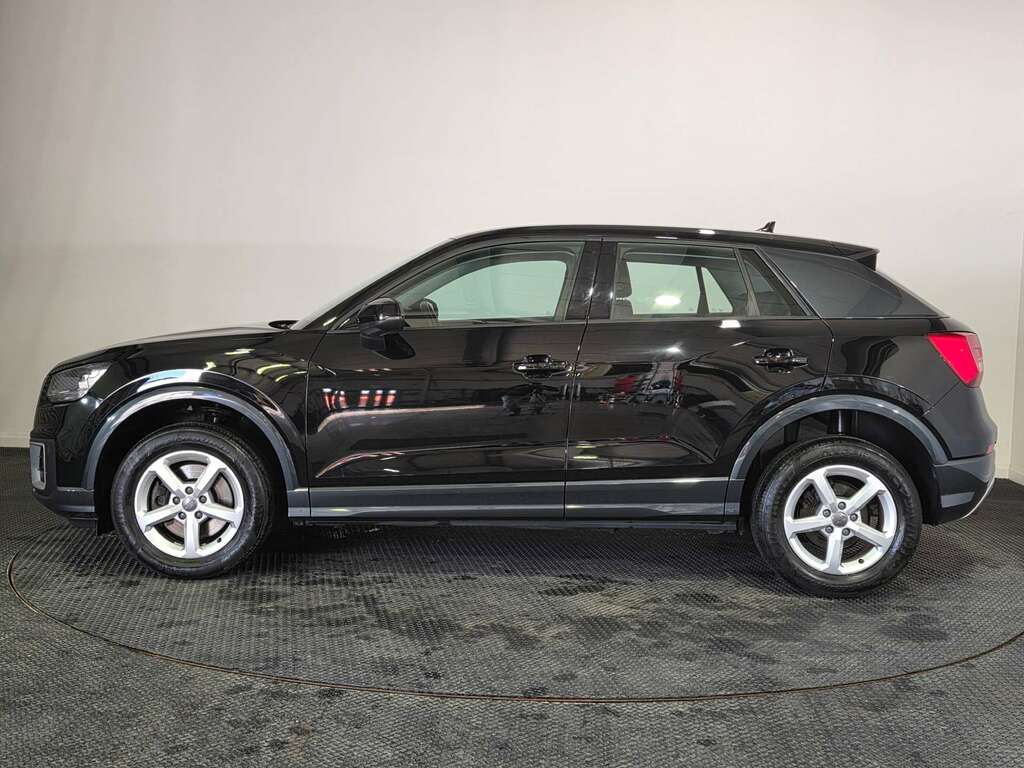 Audi Q2 1.4 Tfsi Cod Se Suv Euro 6 Ss BK68EKM Black #4