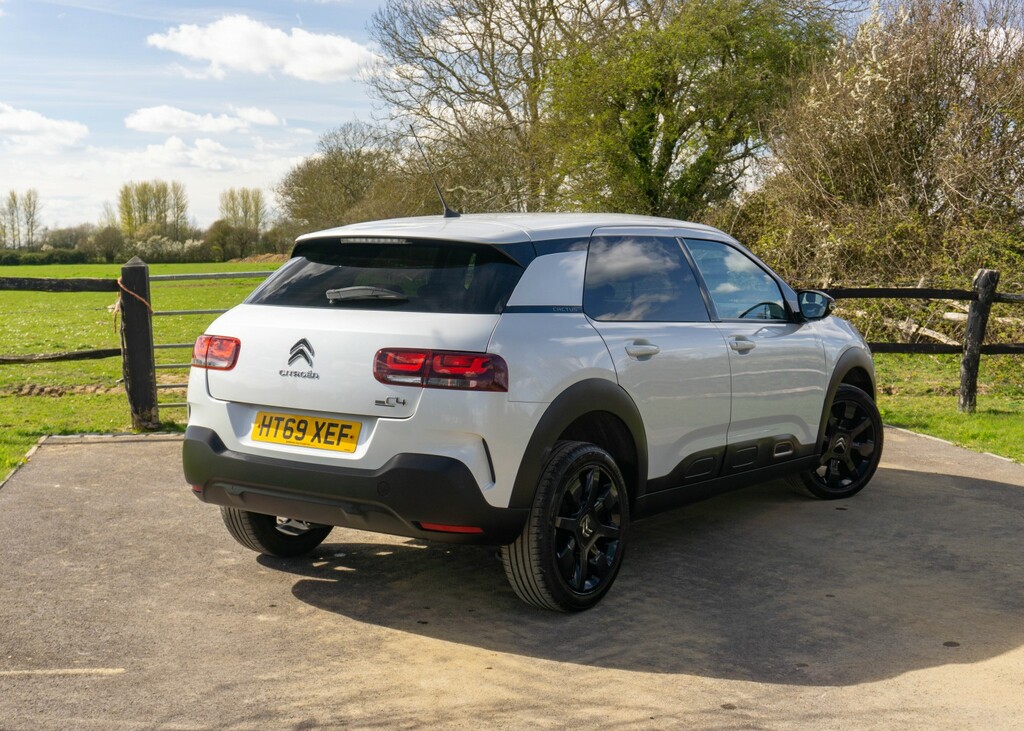 Citroen C4 Cactus 1.2 Puretech Origins 2020 HT69XEF White #2
