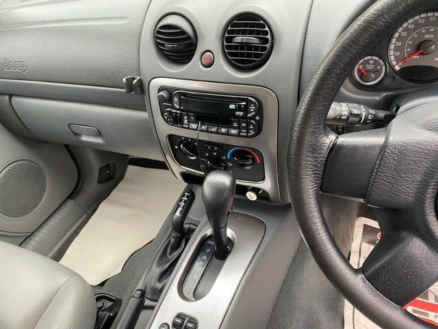 Jeep Cherokee 2.8 Limited Crd 161 Bhp Black #12