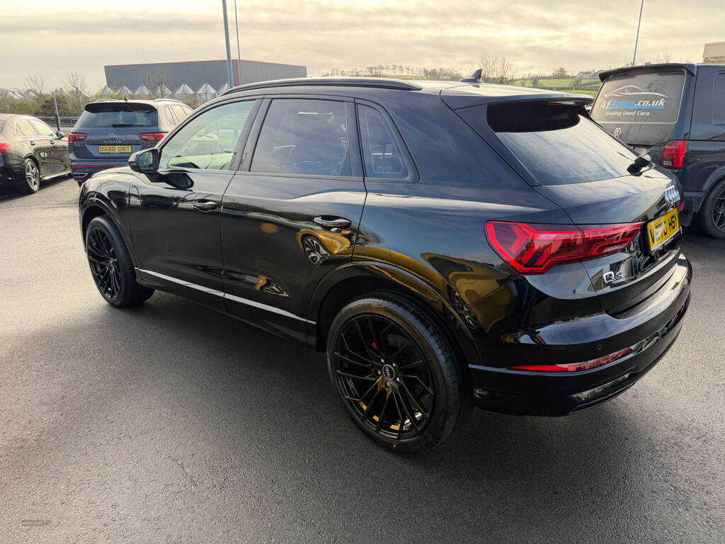 Audi Q3 40 Tdi Quattro Sport S Tronic VE70HSY Black #2