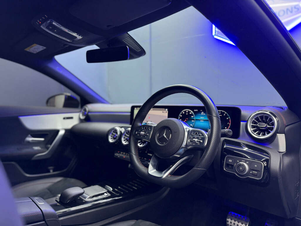 Mercedes-Benz 250 Cla Amg Line Premium E  #23
