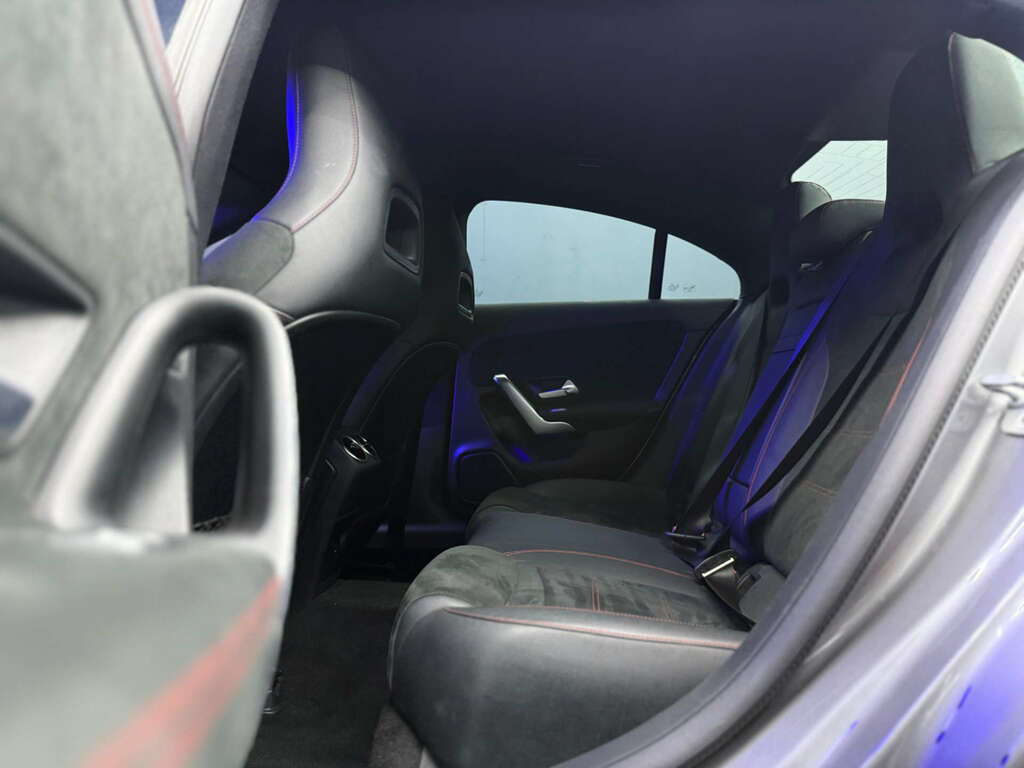 Mercedes-Benz 250 Cla Amg Line Premium E  #31