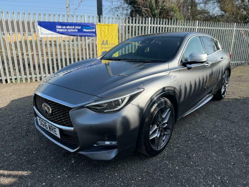 Infiniti Q30 2.2D Sport Dct Awd Grey #3