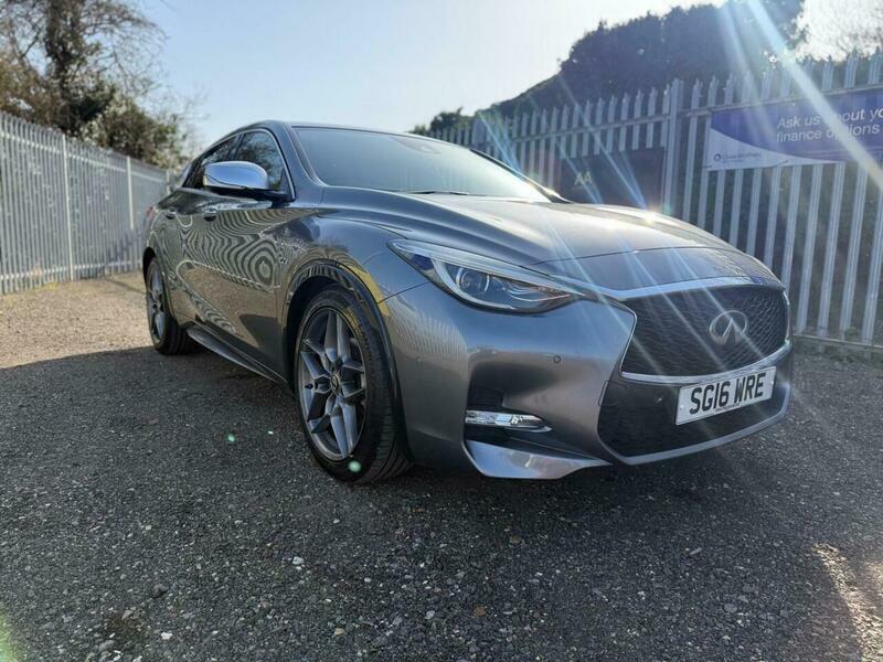 Infiniti Q30 2.2D Sport Dct Awd Grey #5