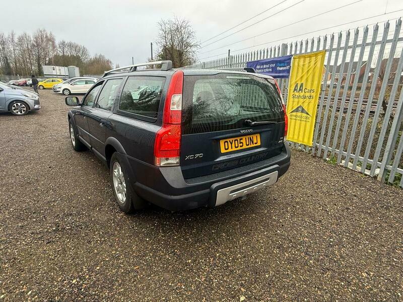Volvo XC70 2.4 D5 Se Lux Estate Fsh Whooping 20 Sta Black #5