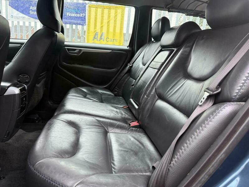 Volvo XC70 2.4 D5 Se Lux Estate Fsh Whooping 20 Sta Black #25