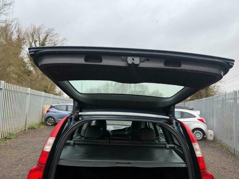 Volvo XC70 2.4 D5 Se Lux Estate Fsh Whooping 20 Sta Black #31