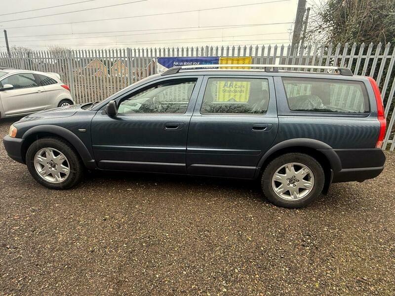 Volvo XC70 2.4 D5 Se Lux Estate Fsh Whooping 20 Sta Black #4