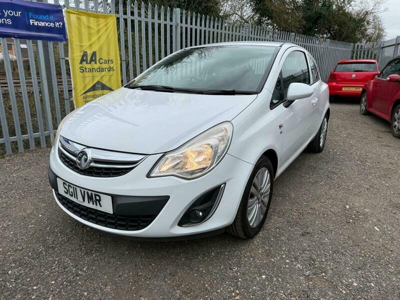 Vauxhall Corsa 1.2 16V Excite Euro SG11VMR White #5