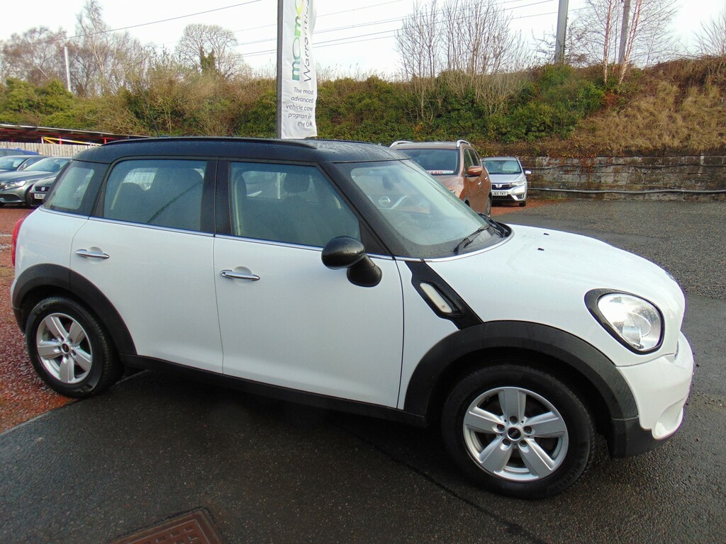 Mini Countryman Suv 1.6 Cooper D Countryman Mot December 2026 L White