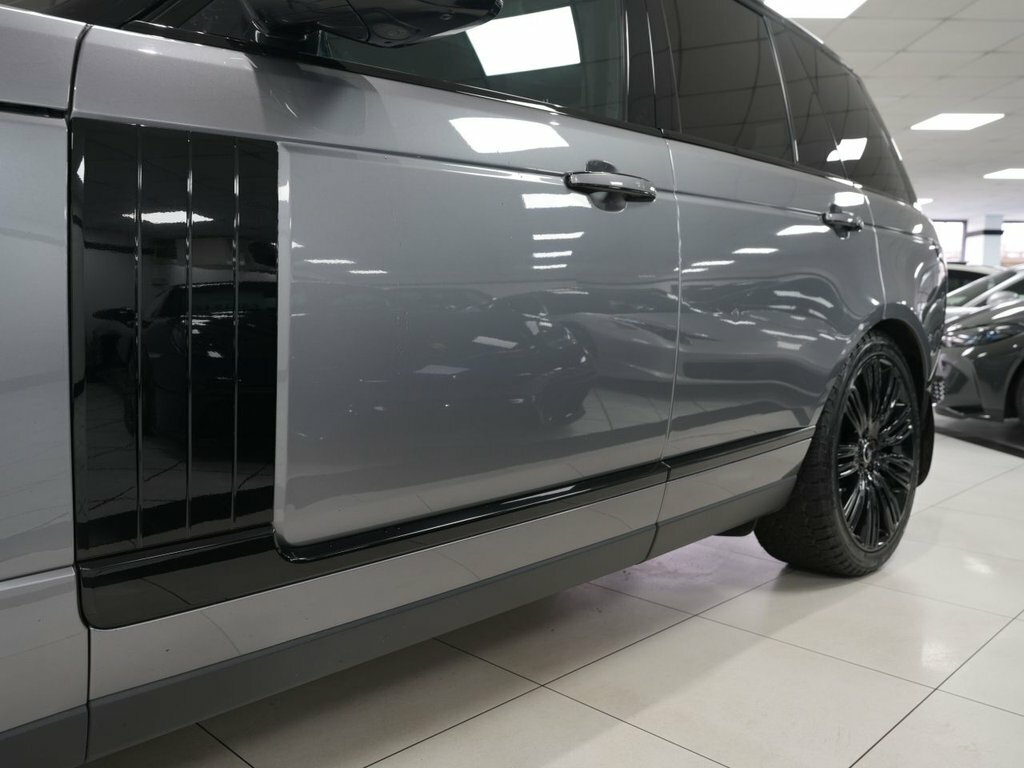 Land Rover Range Rover 4.4L Autobiography 5dr SK69ZVP Grey #6