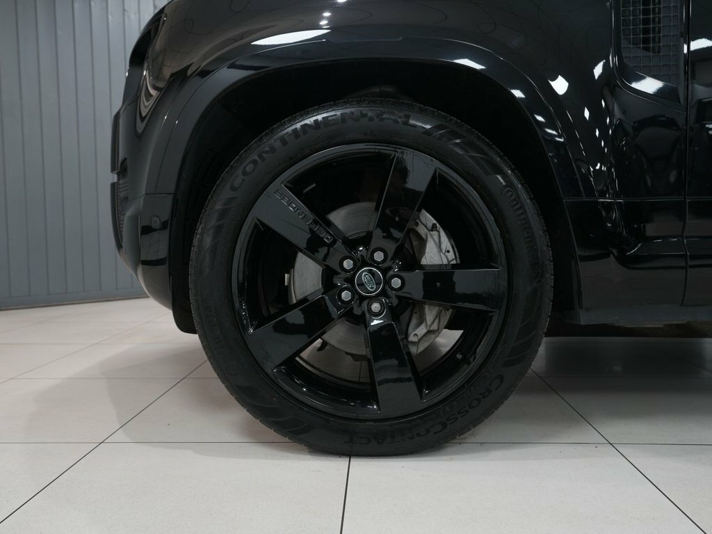 Land Rover Defender 3L X-dynamic Hse YS24FWF Black #4