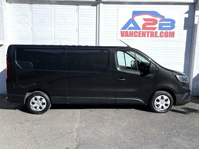 Renault Trafic 2.0 Dci Blue Ll30 CE23JXD Black #4