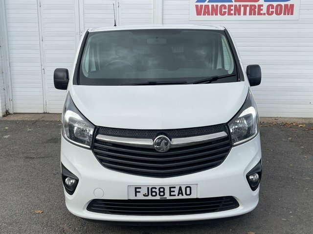 Vauxhall Vivaro 1.6 Cdti 2700 Biturbo FJ68EAO White #5