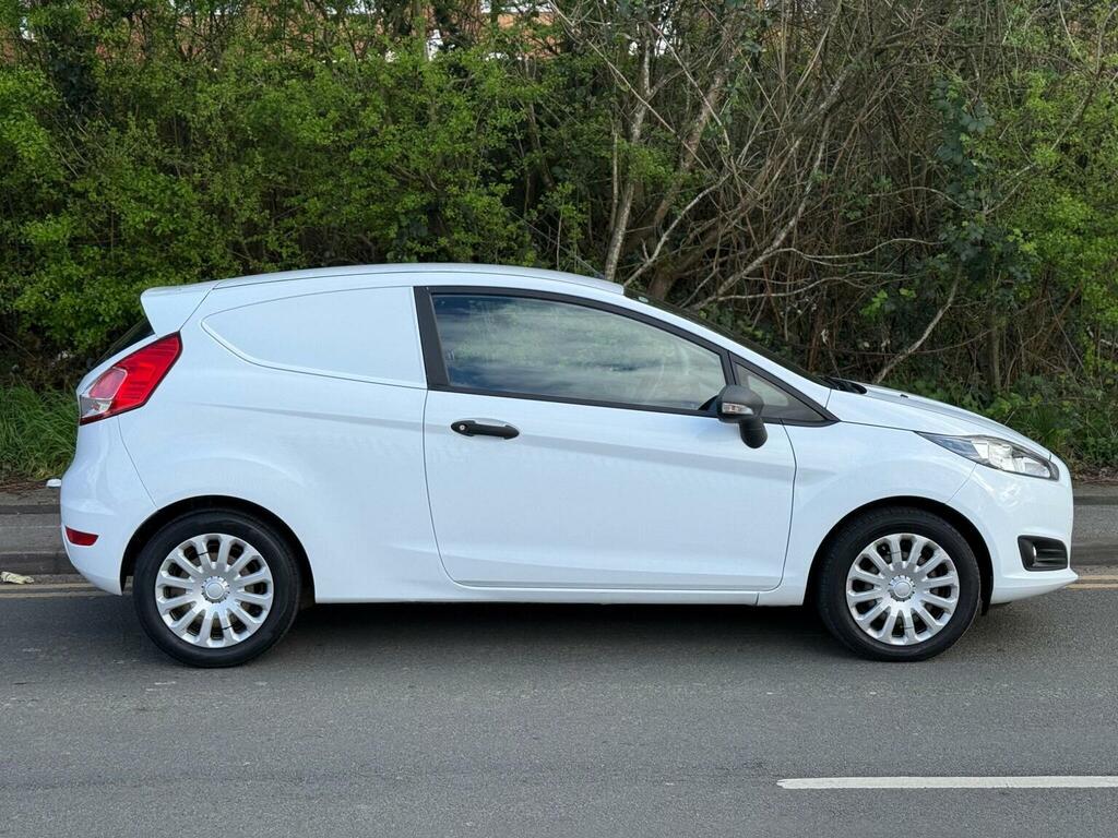 Ford Fiesta Car Derived Van 1.5 Tdci Panel Van 201666 VU66HKV White #3