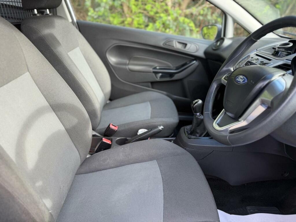 Ford Fiesta Car Derived Van 1.5 Tdci Panel Van 201666 VU66HKV White #4
