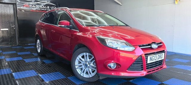 Ford Focus 1.6 Titanium Estate Powershift Euro 5 Red