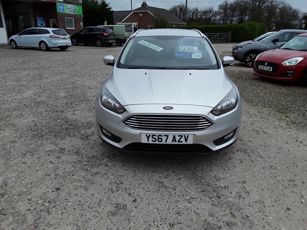 Ford Focus Estate 1.5 Tdci Zetec Edition 2017 YS67AZV Silver #2