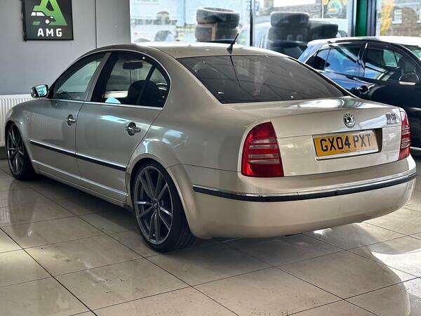Skoda Superb 1.9 Tdi Pure Drive Elegance Beige #43