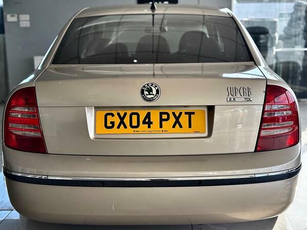 Skoda Superb 1.9 Tdi Pure Drive Elegance Beige #37