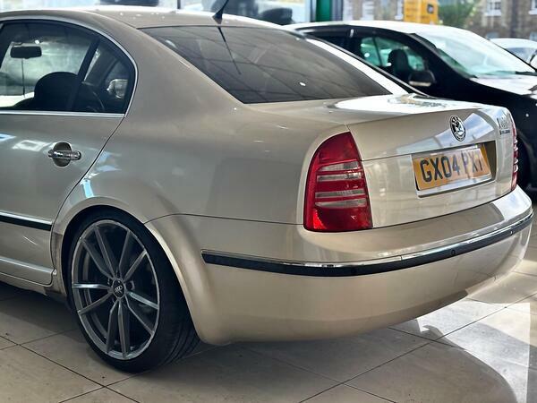 Skoda Superb 1.9 Tdi Pure Drive Elegance Beige #44
