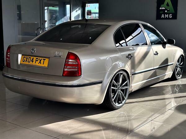 Skoda Superb 1.9 Tdi Pure Drive Elegance Beige #33