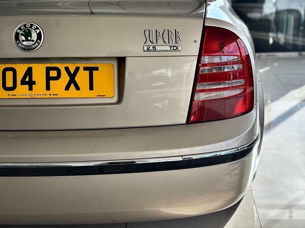Skoda Superb 1.9 Tdi Pure Drive Elegance Beige #39
