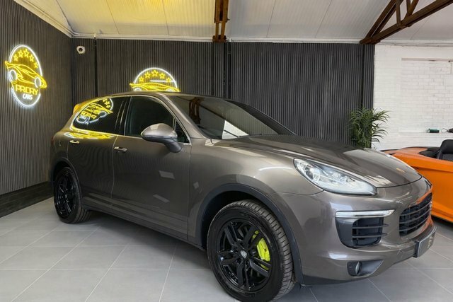Porsche Cayenne 3.0 V6 E-hybrid S Suv Plug-in Hybrid Ti Brown #2
