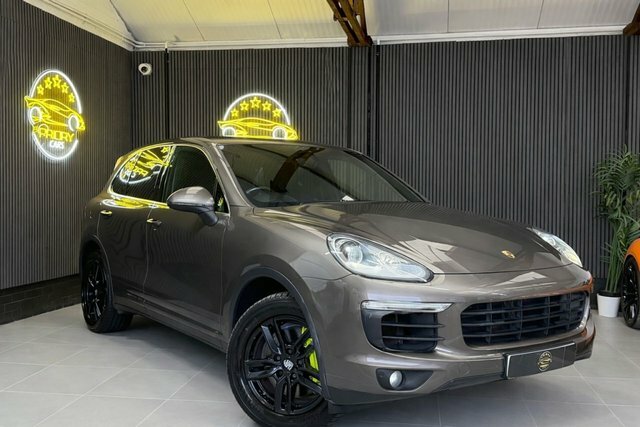 Porsche Cayenne 3.0 V6 E-hybrid S Suv Plug-in Hybrid Ti Brown