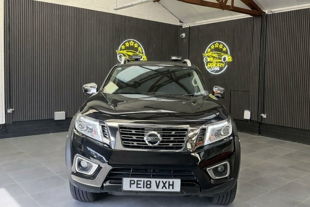 Nissan Navara 2.3 Dci Tekna Pickup Double Cab 4W PE18VXH Black #4