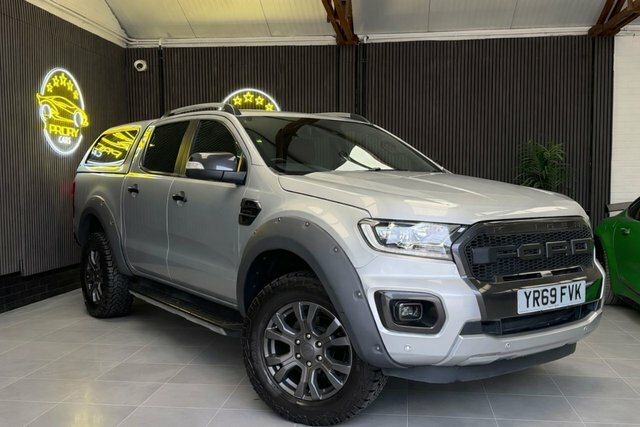 Ford Ranger 2.0 Ecoblue Wildtrak Pickup Double Cab YR69FVK Silver