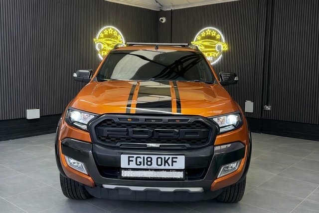 Ford Ranger 3.2 Tdci Wildtrak Pickup Double Cab Aut FG18OKF Orange #4