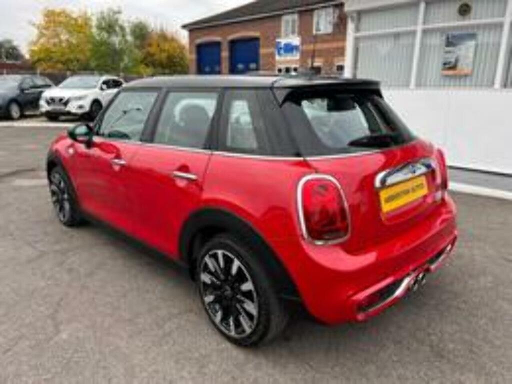 Mini Hatch 2.0 Cooper S Exclusive Hatchback Red #4