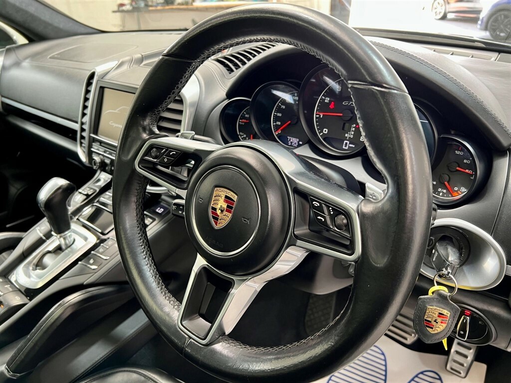 Porsche Cayenne 3.6T V6 Gts Tiptronics 4Wd Euro 6 Ss Black #4
