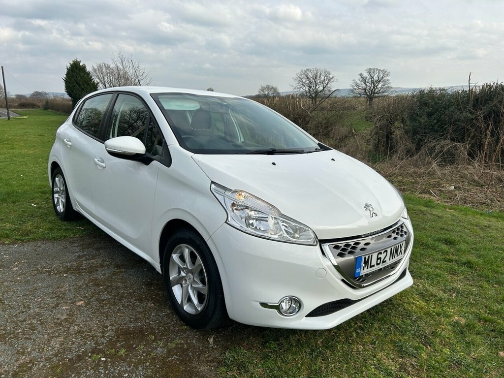 Peugeot 208 1.4L Active ML62NMX White #2