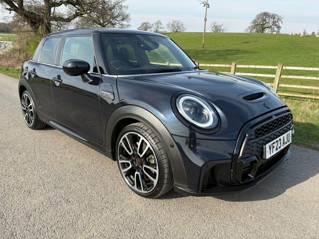 Mini Hatch 2L Cooper S Sport YF23AJU Black #2