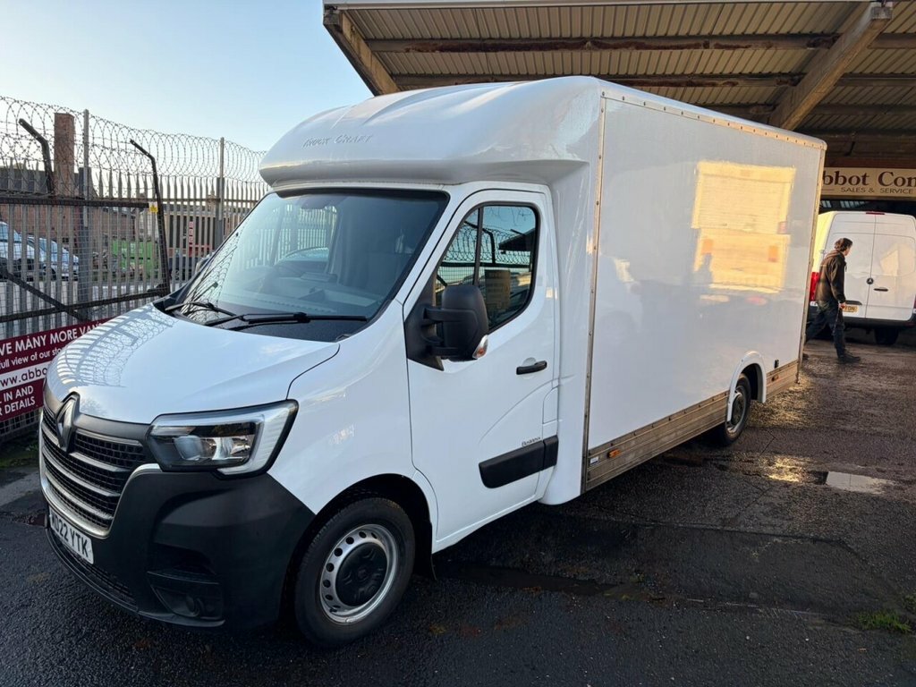 Renault Master 2.3L Business MD22YTK White #4