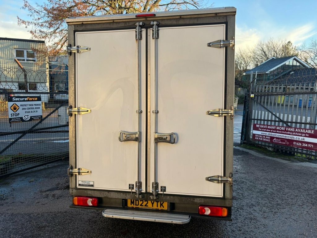 Renault Master 2.3L Business MD22YTK White #2