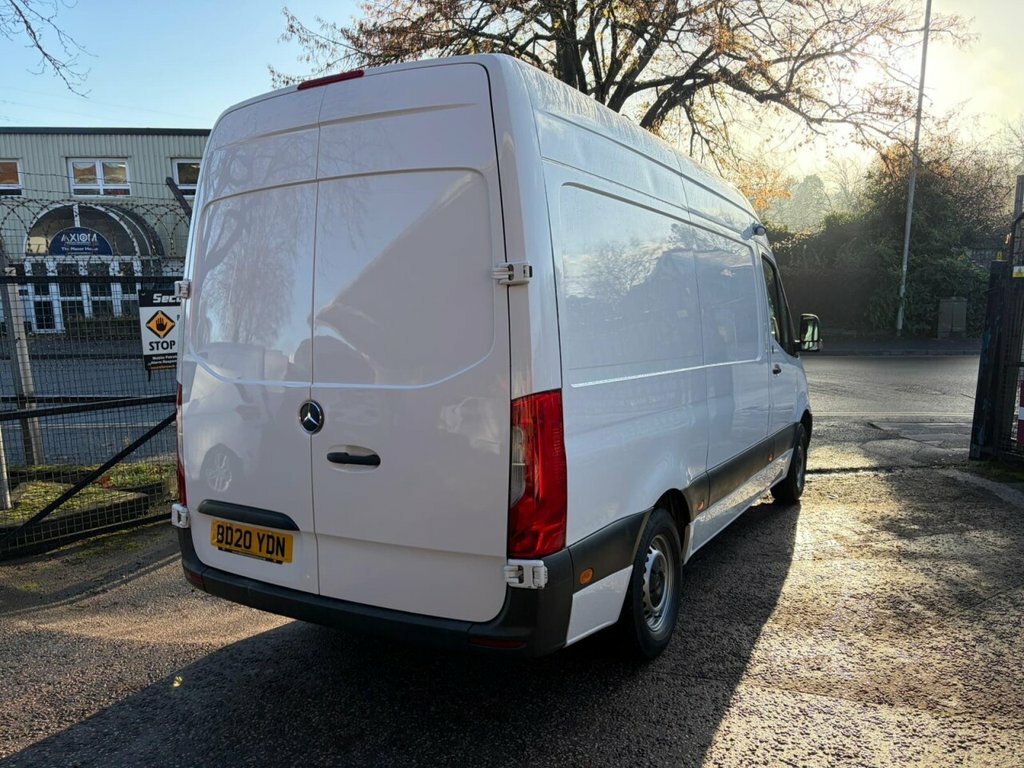 Mercedes-Benz Sprinter 2.1L Null BD20YDN White #2