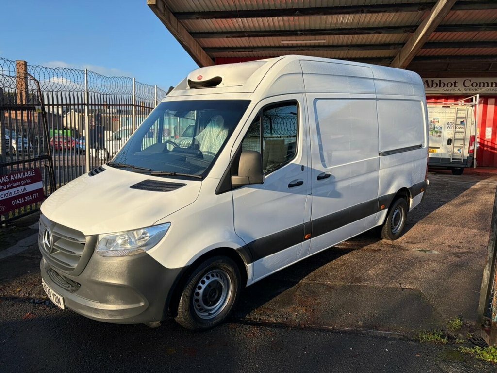 Mercedes-Benz Sprinter 2.1L Null BD20YDN White #4
