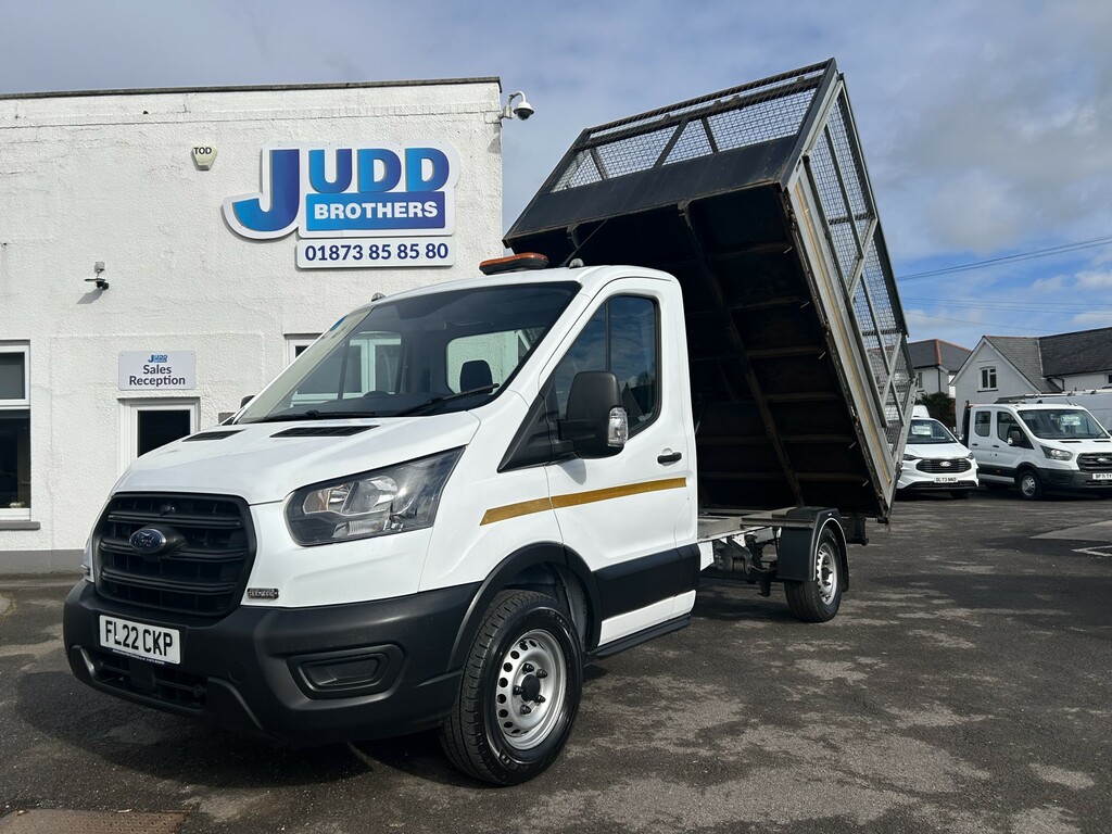 Ford Transit Custom 2.0 Tdci Ecoblue 130Ps Single Cab Twin Rear Wheel 