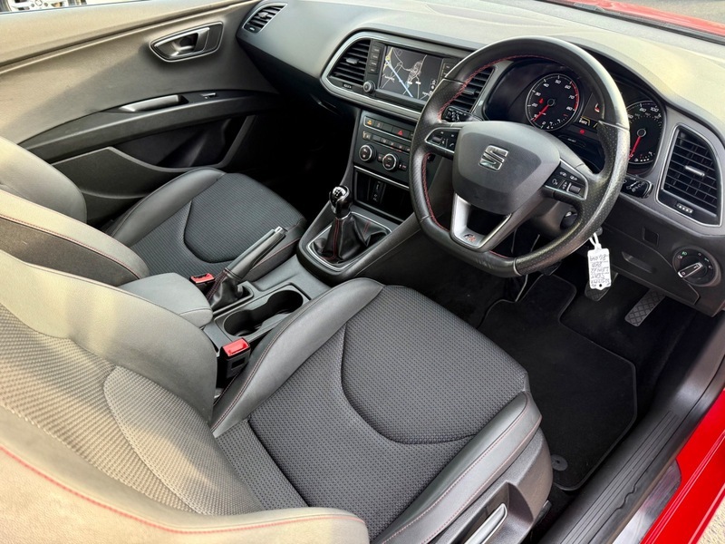 Seat Leon Ecotsi Fr Technology NJ17PTZ Red #4