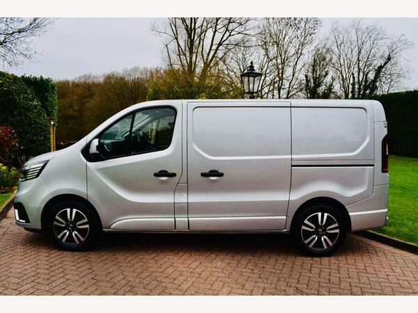 Renault Trafic Panel Van 2.0 Dci Blue Sl28 Sport L1 H1 Euro 6 S WF72MHN Blue #2