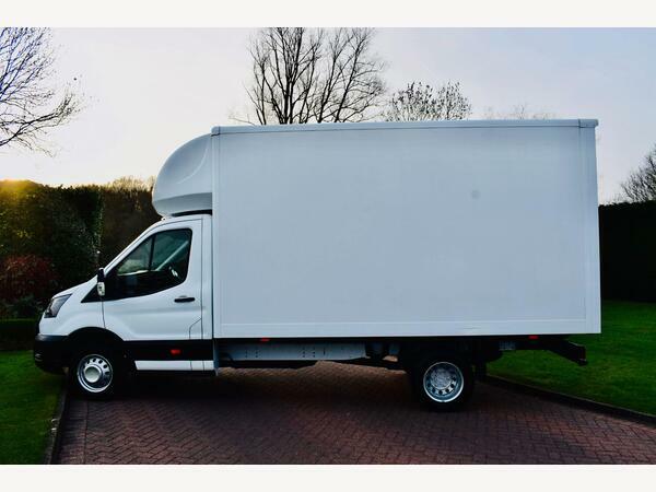 Ford Transit Custom Luton 350 Luton Ecoblue Leader Rwd L4 Euro 6 WR74FVG White #2