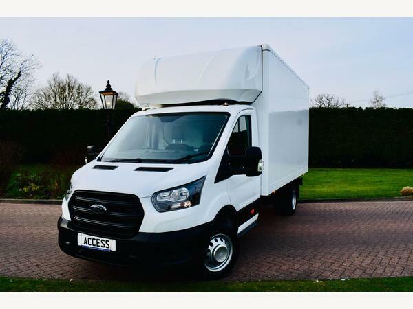 Ford Transit Custom Luton 350 Luton Ecoblue Leader Rwd L4 Euro 6 WR74FVG White