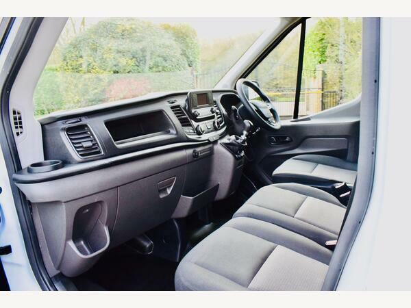 Ford Transit Custom Luton 350 Luton Ecoblue Leader Rwd L4 Euro 6 WR74FVG White #4