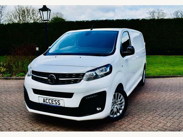 Vauxhall Vivaro Panel Van 1.5 Turbo D 2900 Pro L1 H1 Euro 6 S S White