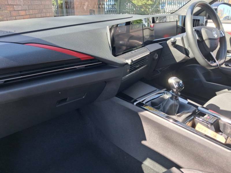 Vauxhall Astra 1.2 Turbo 130 Gs Line - 2022 72 PK72EZA Black #2